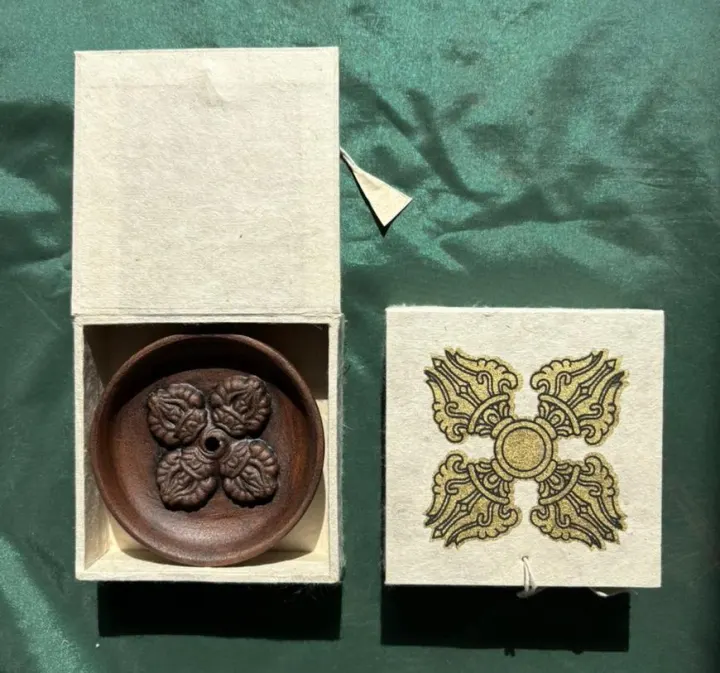 Incense holder presented in a handmade paper box